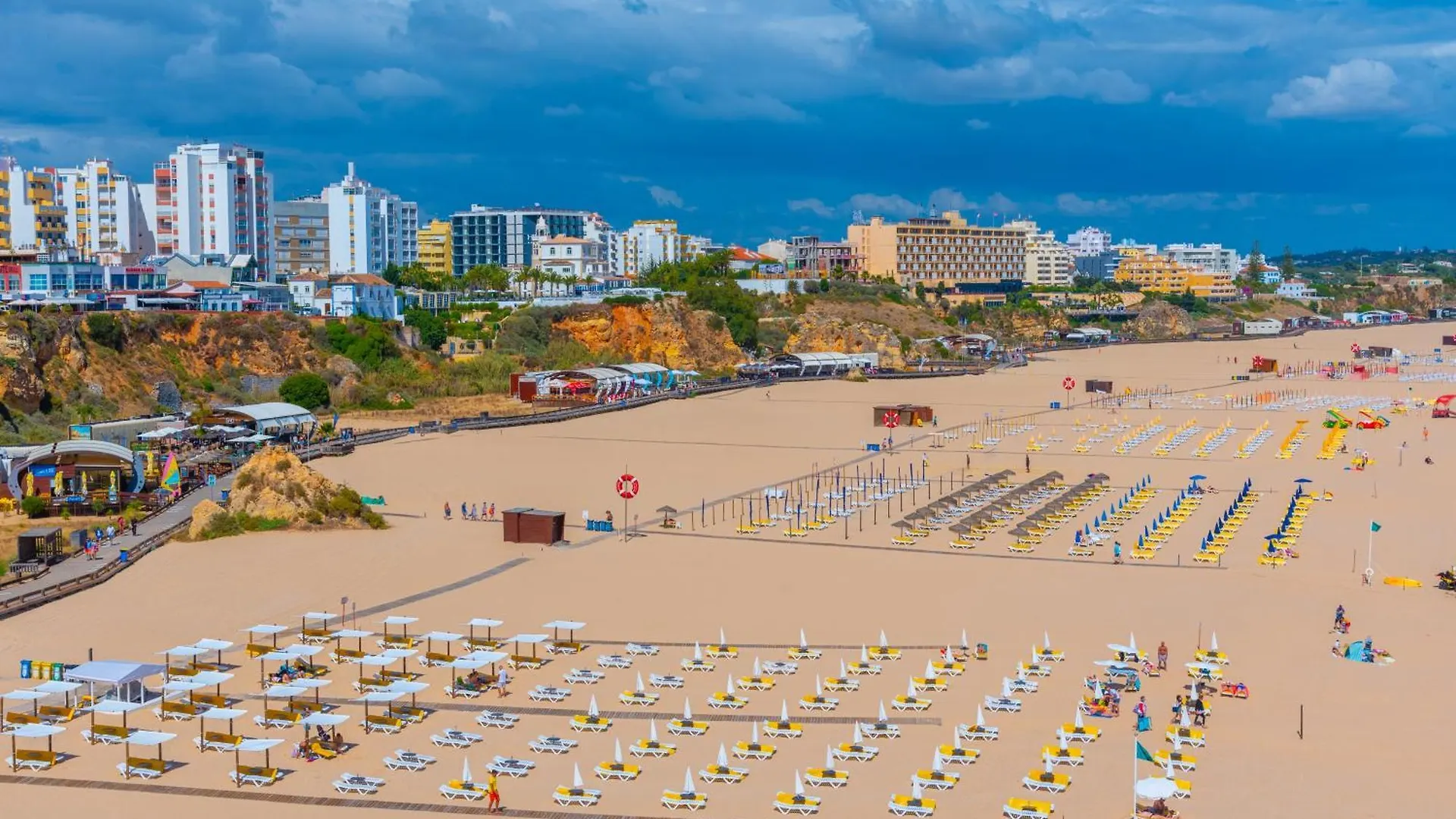 Mcrame Design Apt Sea View, Beachfront, Swimming Pool, 2Bdr, 2Bar, 6 Pax, Praia Da Rocha Portimao Apartment