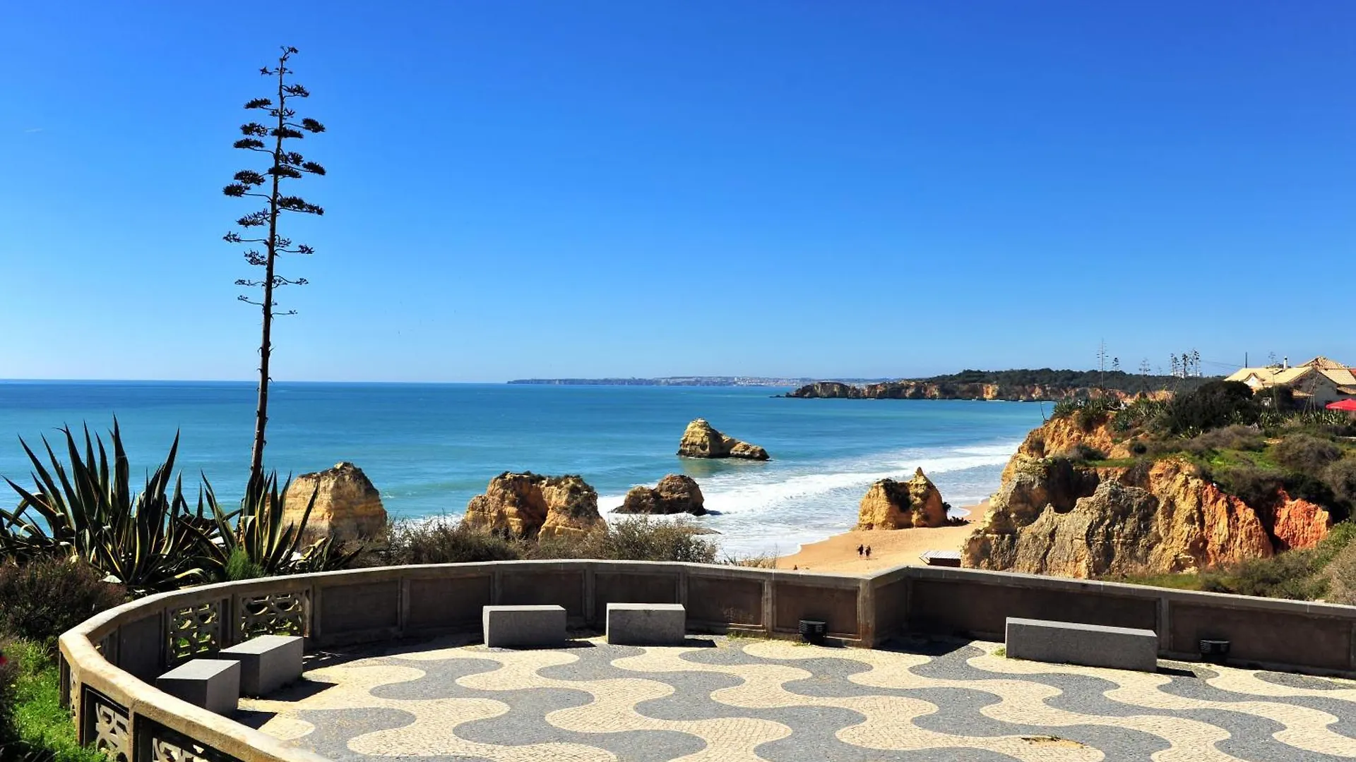 Mcrame Design Apt Sea View, Beachfront, Swimming Pool, 2Bdr, 2Bar, 6 Pax, Praia Da Rocha Portimão Portugalsko